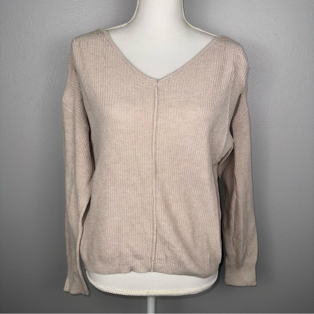 Pink Republic Women’s Small Beige Sweater ‎ Buttons On back Neutral Quiet Luxury